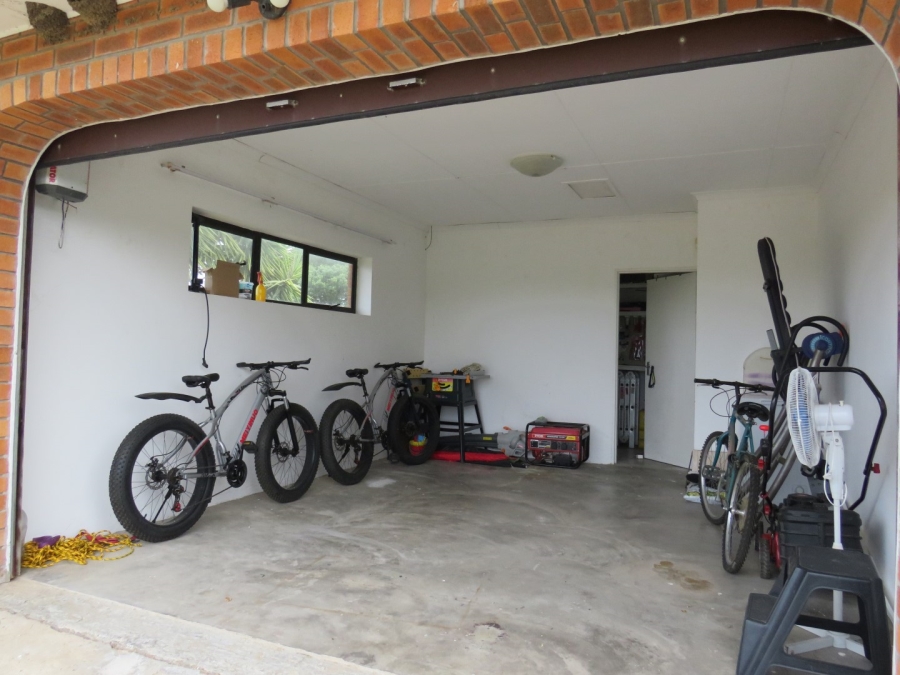 3 Bedroom Property for Sale in Seafield Eastern Cape